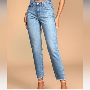 Levi’s Wedgie straight cropped jeans